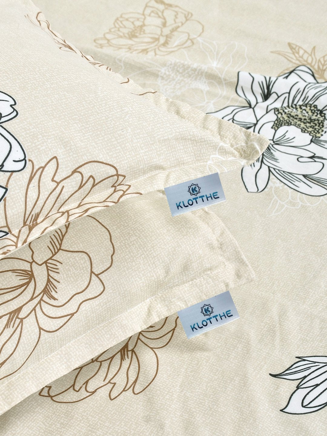 Cream Floral 300 TC Cotton Blend Double Bedsheet with 2 Pillow Covers