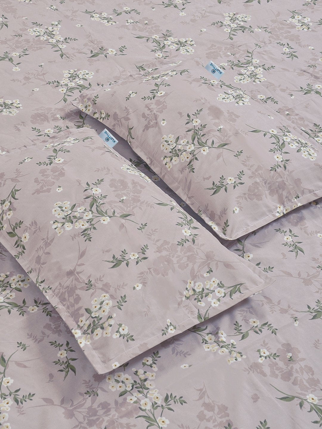 Brown Floral 300 TC Cotton Blend Double Bedsheet with 2 Pillow Covers