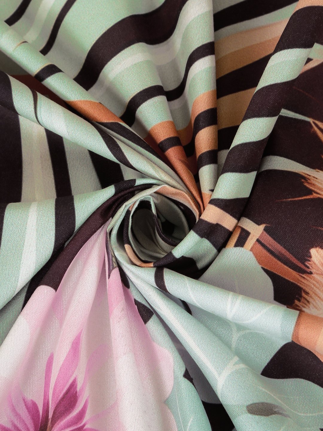 Multi Digital Floral Printed Cotton Blend Fitted Double Bedsheet with 2 Pillow Covers