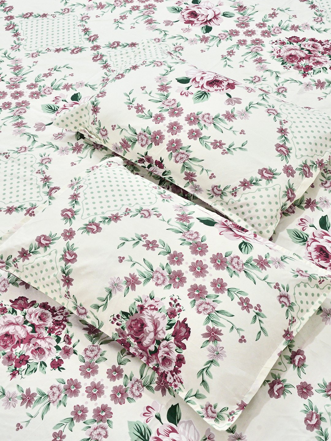 Cream Floral Cotton Blend Double Bedsheet with 2 Pillow Covers