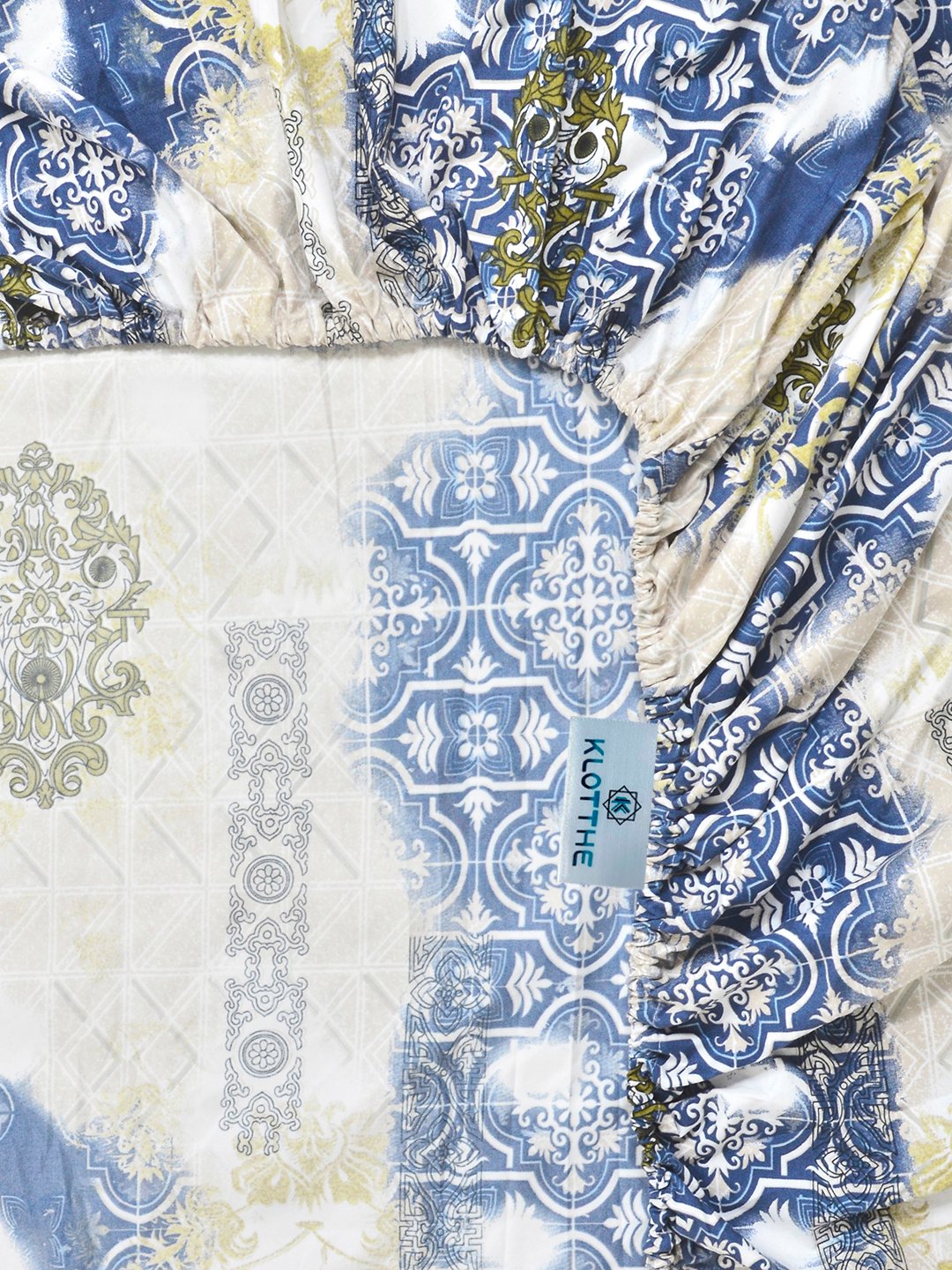 Blue Ethnic Motifs Fitted Fitted Cotton Blend Double Bedsheet with 2 Pillow Covers