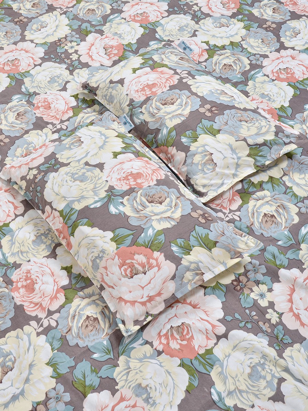 Multi Floral 300 TC Cotton Blend Double Bedsheet with 2 Pillow Covers
