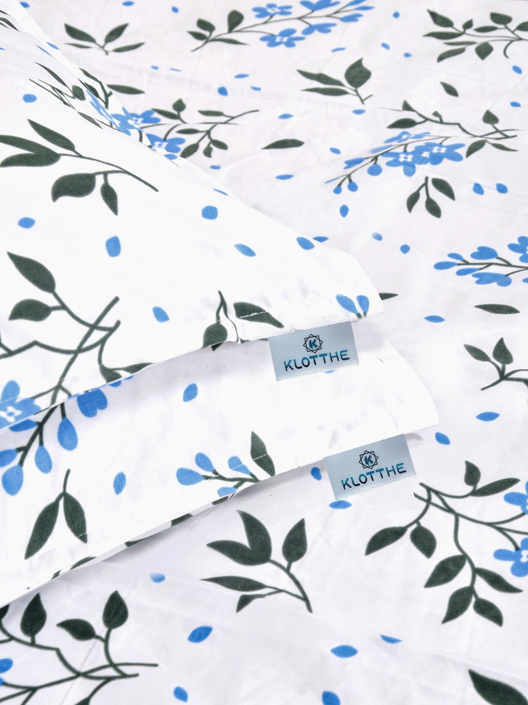 White Floral 300 TC Cotton Blend Double Bedsheet with 2 Pillow Covers