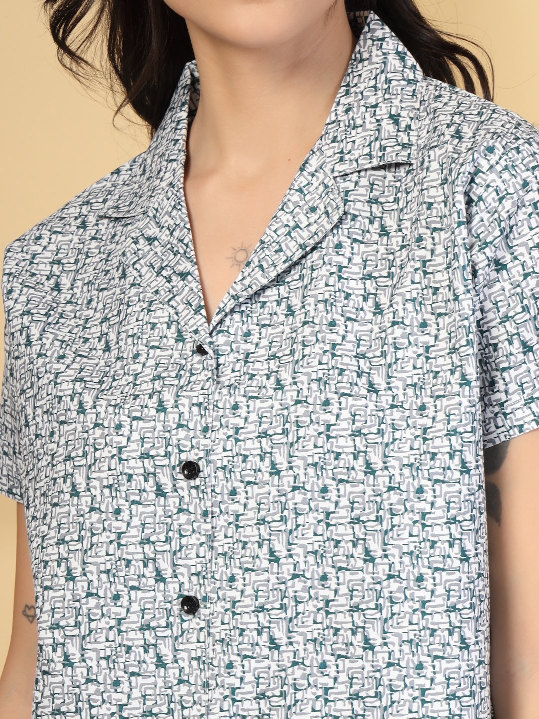Women Green Abstract Pure Cotton Night Suit