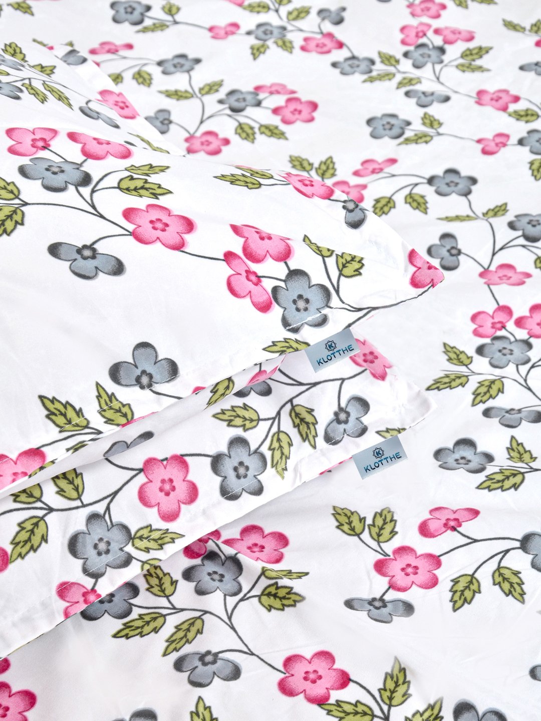 Cream Floral 300 TC Cotton Blend Double Bedsheet with 2 Pillow Covers