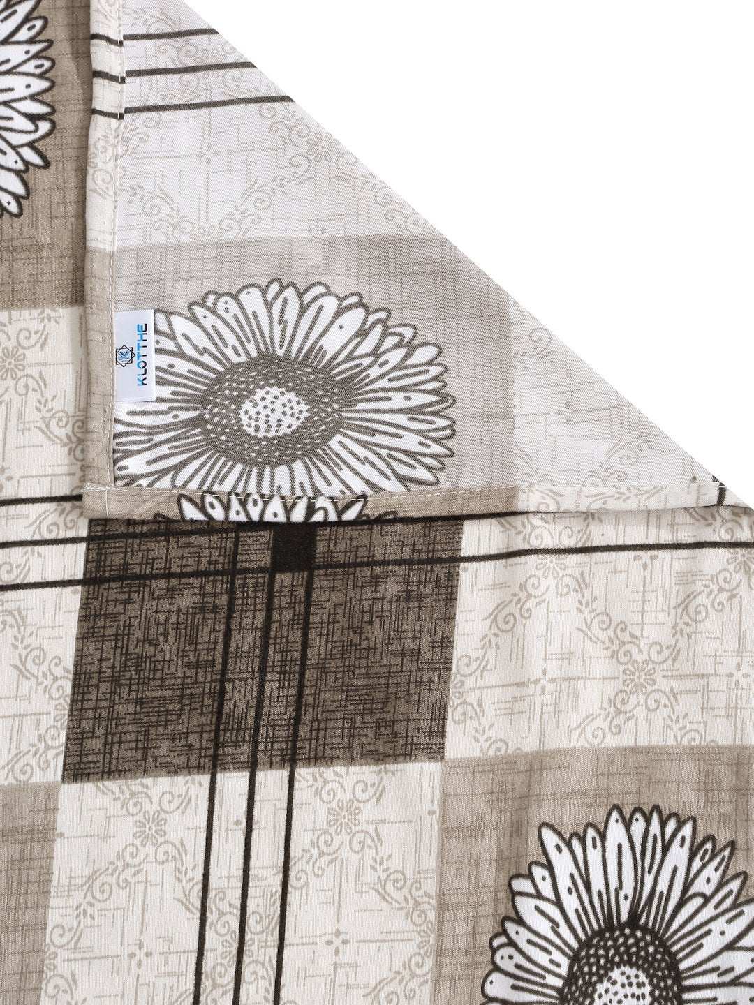 Brown Geometric 300 TC Cotton Blend Double Bedsheet in Book Fold Packing