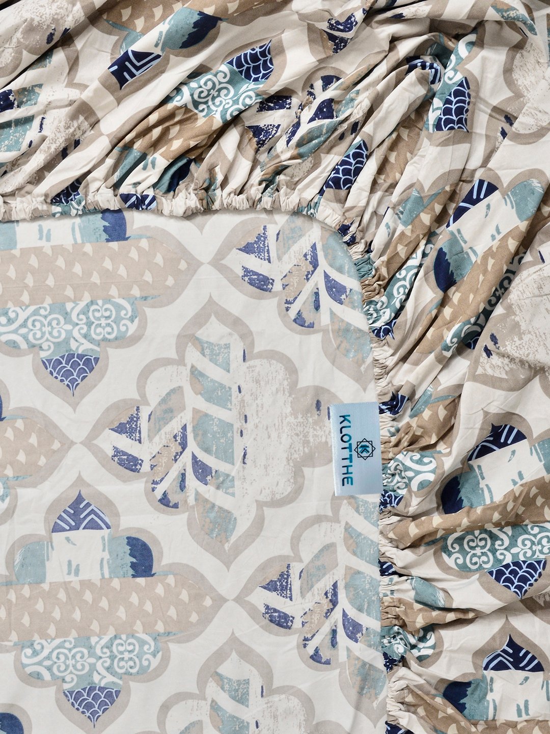 Cream Geometric Cotton Blend Fitted Single Bedsheet with Pillow Cover
