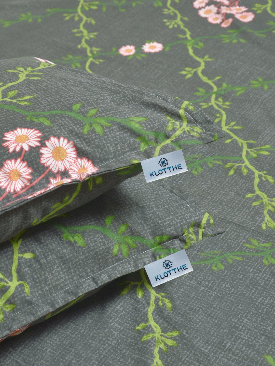 Grey Floral 300 TC Cotton Blend Double Bedsheet with 2 Pillow Covers