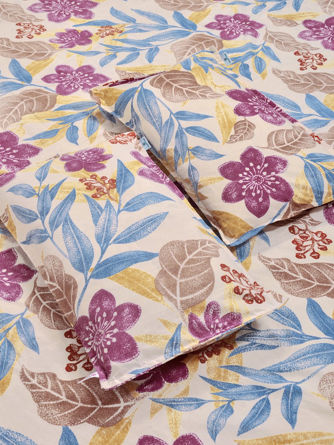 Multi Floral 300 TC Cotton Blend Double Bedsheet with 2 Pillow Covers