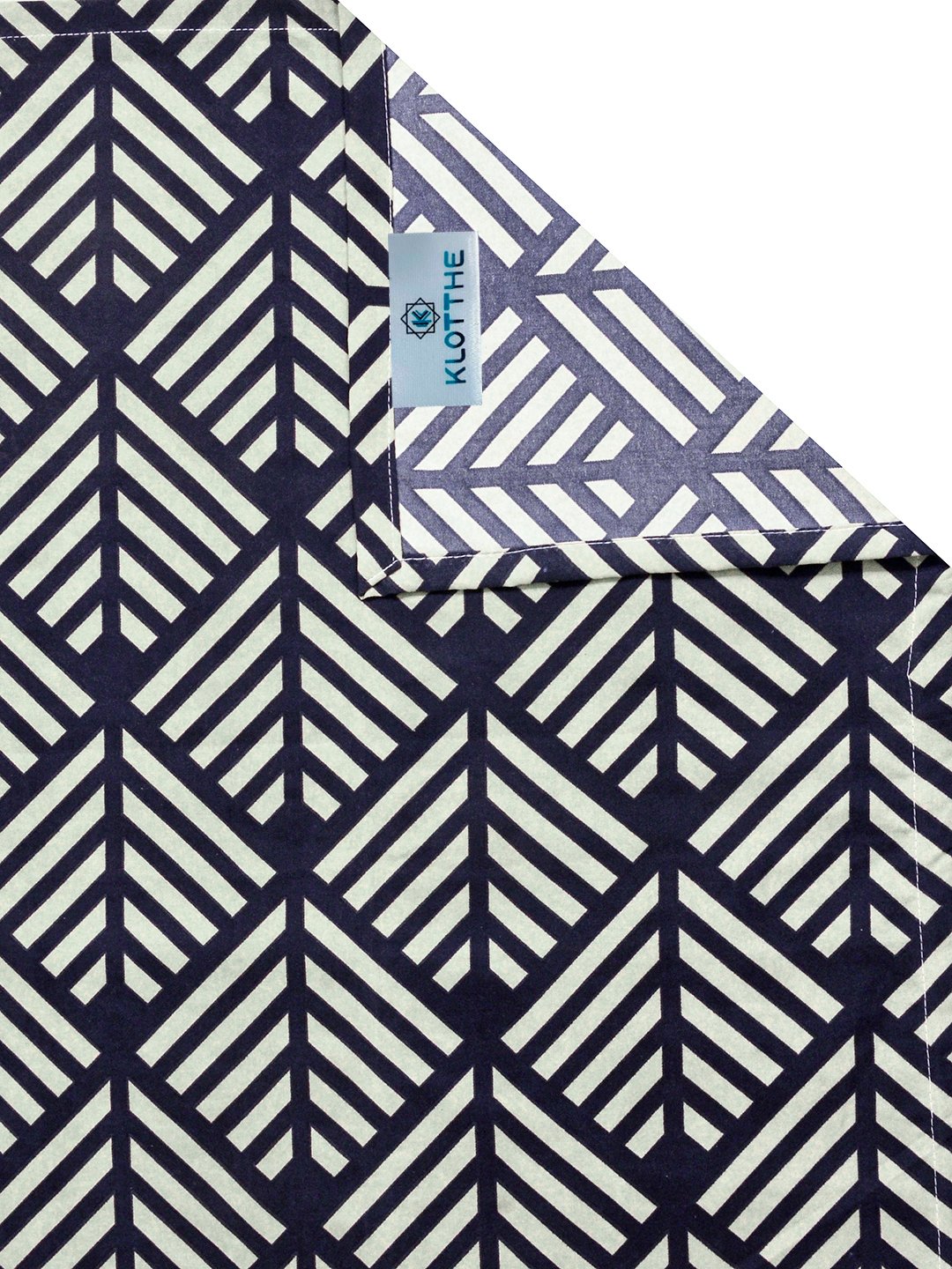 Multi Geometric Cotton Blend Double Bedsheet with 2 Pillow Covers