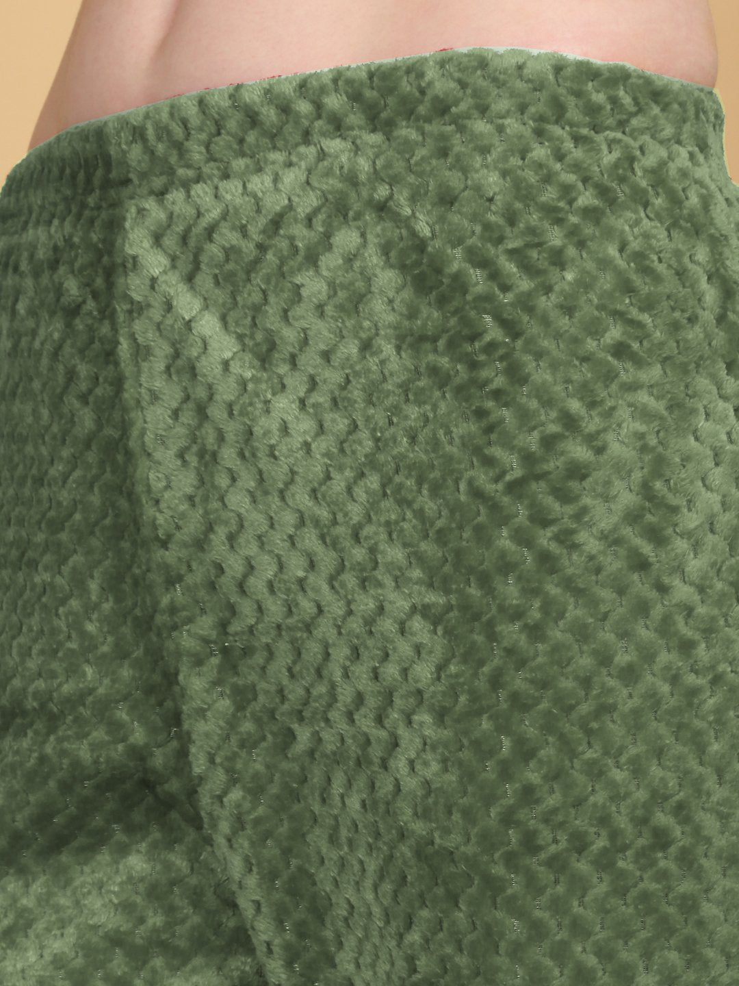 Women Green Solid Hooded Woolen Night Suit