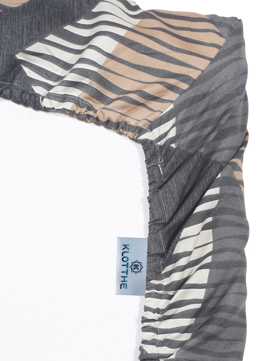 Grey Geometric 300 TC Cotton Blend Fitted Single Bedsheet in Book Fold Packing