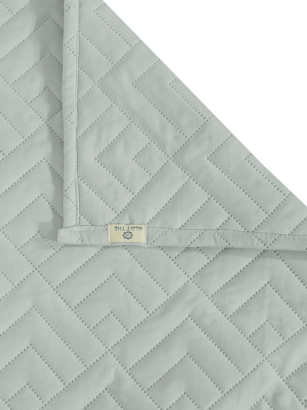 LightGreen Geometric King Size Micro Fiber Filling Double Bedcover with 2 Pillow covers