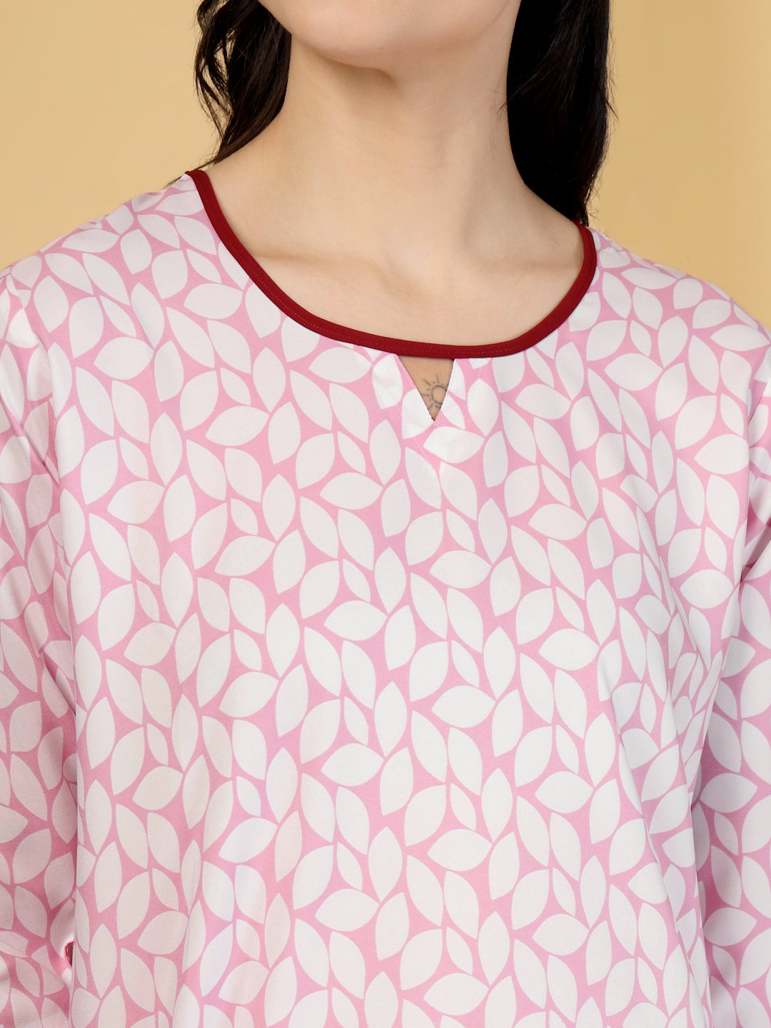 Women Pink Floral Cotton Blend Night Suit