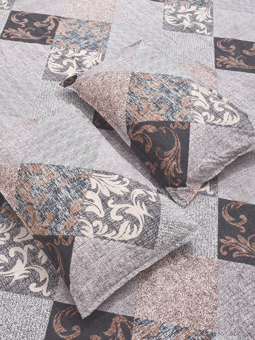 Multi Geometric Cotton Blend Fitted Double Bedsheet with 2 Pillow Covers