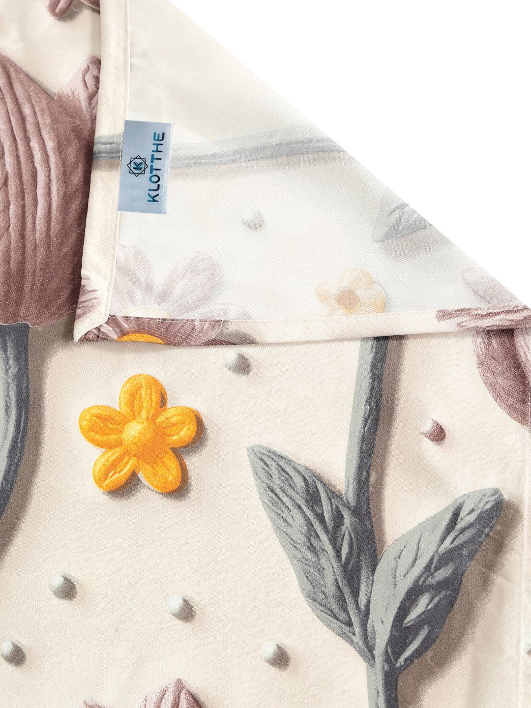 Cream Floral 7D King Size Cotton Blend Double Bedsheet with 2 Pillow Covers