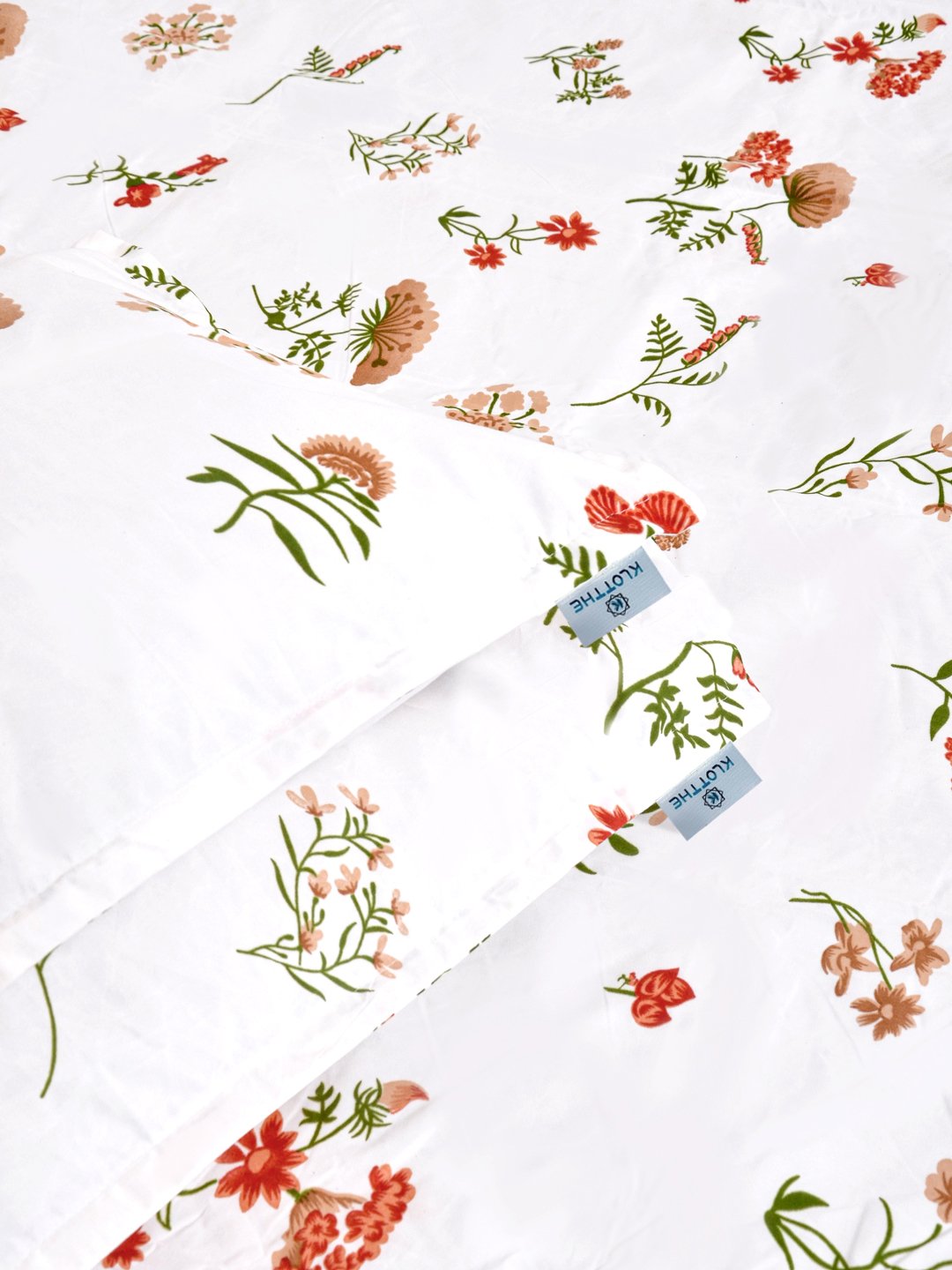 White Floral 300 TC Cotton Blend Double Bedsheet with 2 Pillow Covers