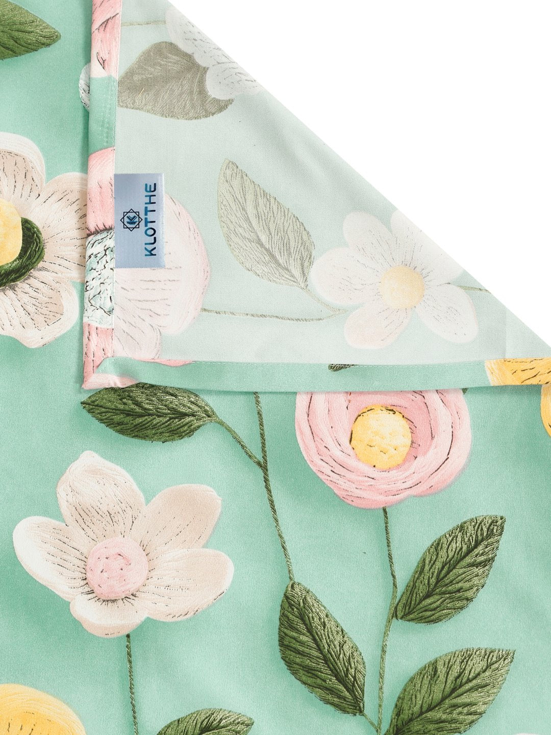 Green Floral 7D King Size Cotton Blend Double Bedsheet with 2 Pillow Covers