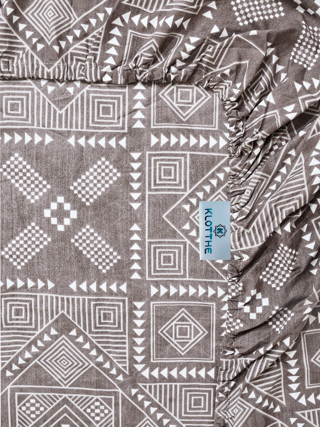 Brown Geometric Cotton Blend Fitted Double Bedsheet with 2 Pillow Covers