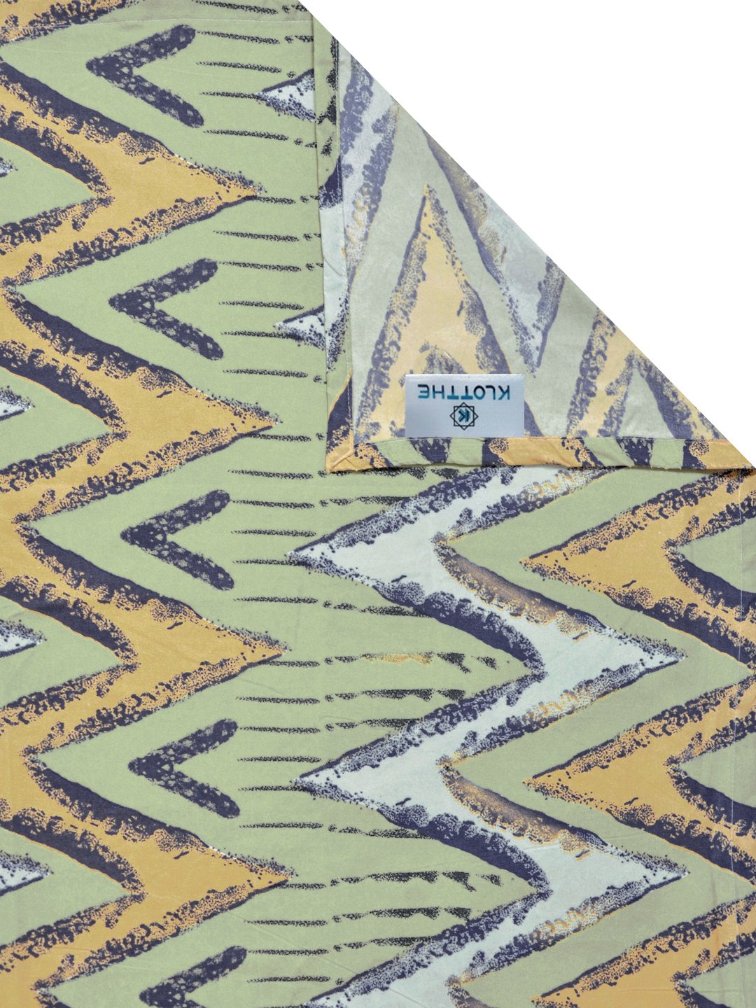 Green Geometric 300 TC Cotton Blend Double Bedsheet with 2 Pillow Covers