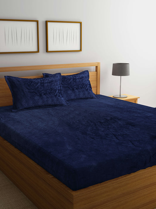 Klotthe Blue Solid Woolen Fitted Double Bed Sheet with 2 Pillow Covers