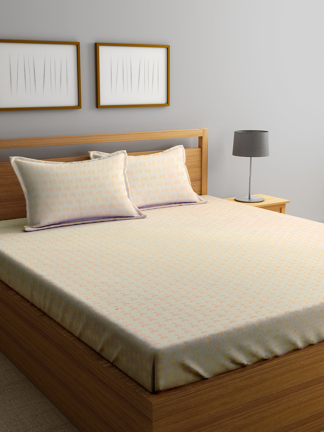 Klotthe Orange Geometric 300 TC Cotton Blend Double Bedsheet with 2 Pillow Covers