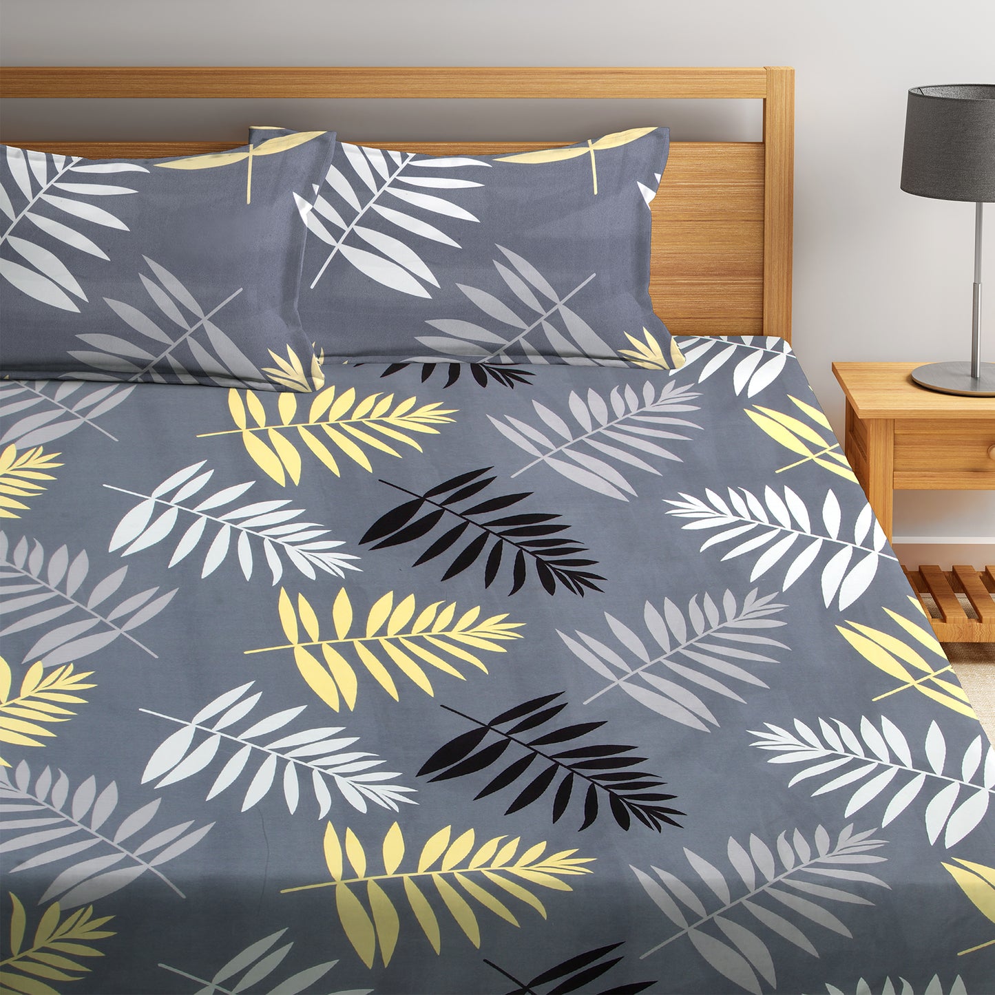 Grey Leaves King Size Cotton Bed Sheet Set with 2 Pillow Covers by Klotthe® (250X225 cm)
