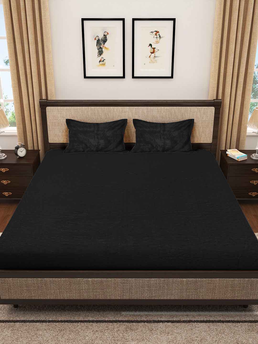 Klotthe Black Solid Woolen Fitted Double Bed Sheet with 2 Pillow Covers