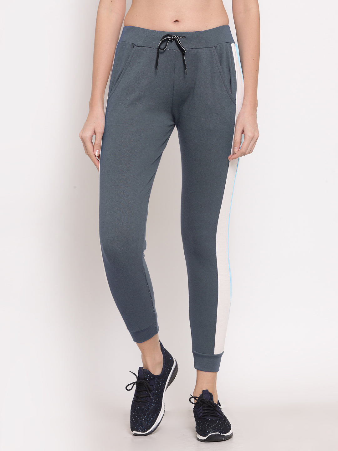 Klotthe Women Grey Solid Slim Fit Track Pants
