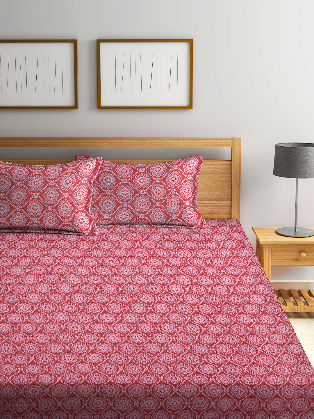 100% Cotton King Size Handwoven Bed Cover with Two Pillow Covers by KLOTTHE® (Red)