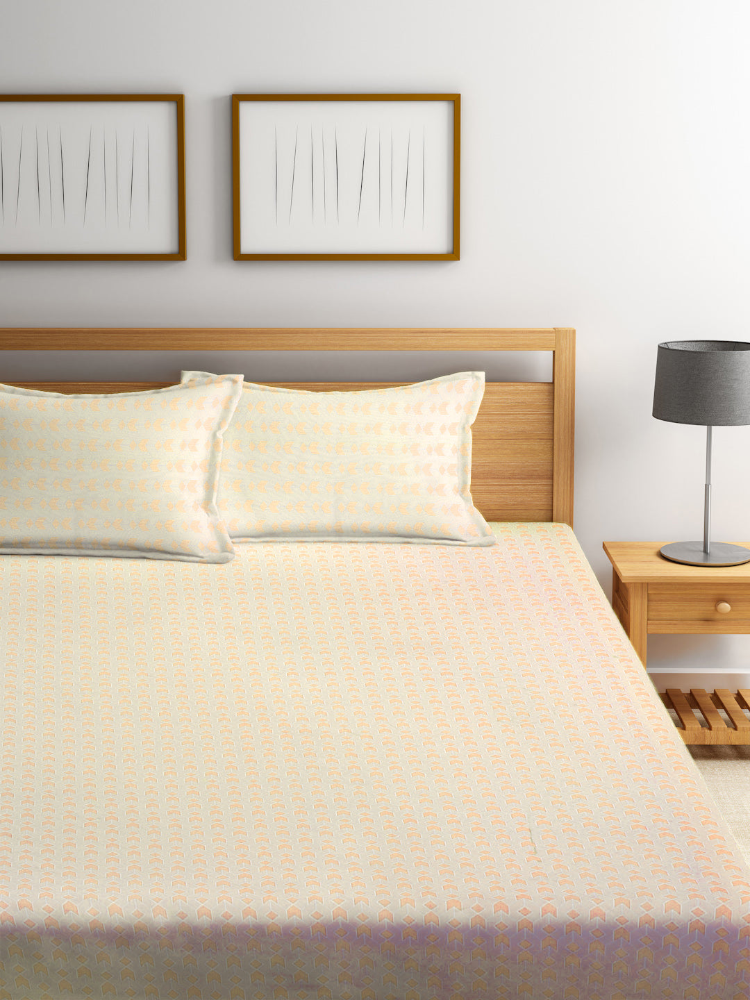 Klotthe Orange Geometric 300 TC Cotton Blend Double Bedsheet with 2 Pillow Covers