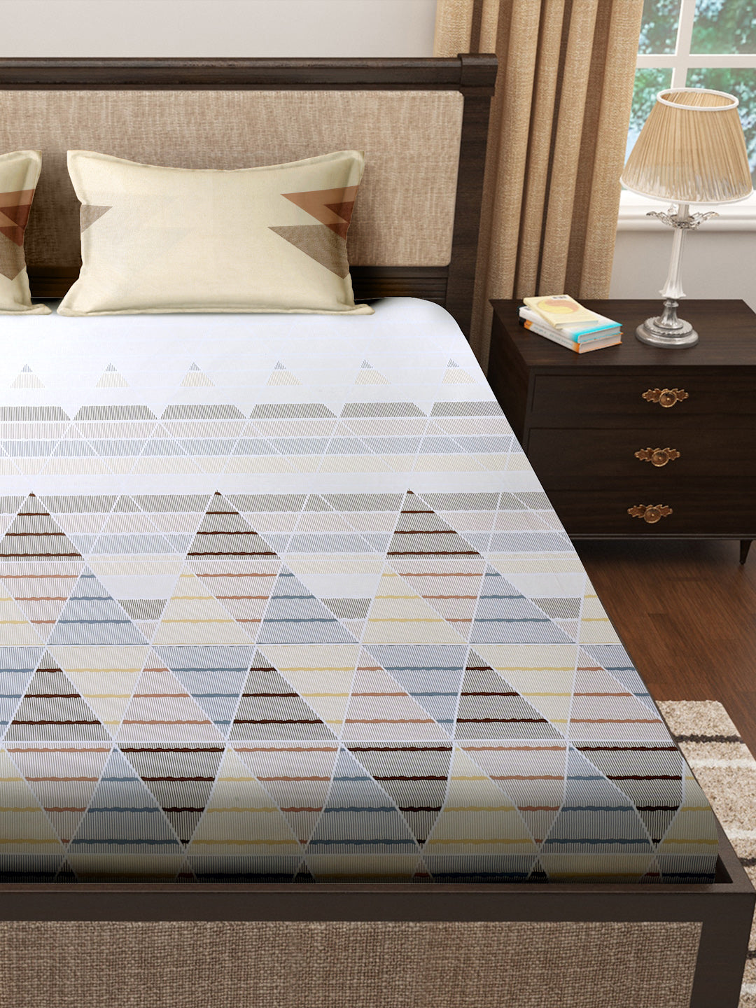 Klotthe Multicolor Geometric 400 TC Pure Cotton Super King Double Bedsheet with 2 Pillow Covers (270X270 cm)