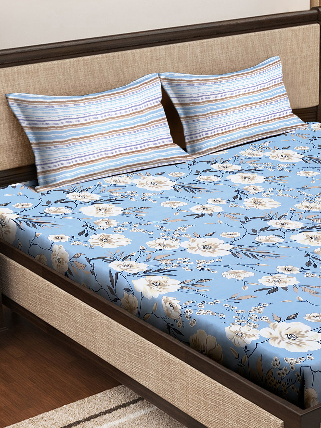 Klotthe Multicolor Floral 300 TC Cotton Blend Super King Double Bedsheet with 2 Pillow covers