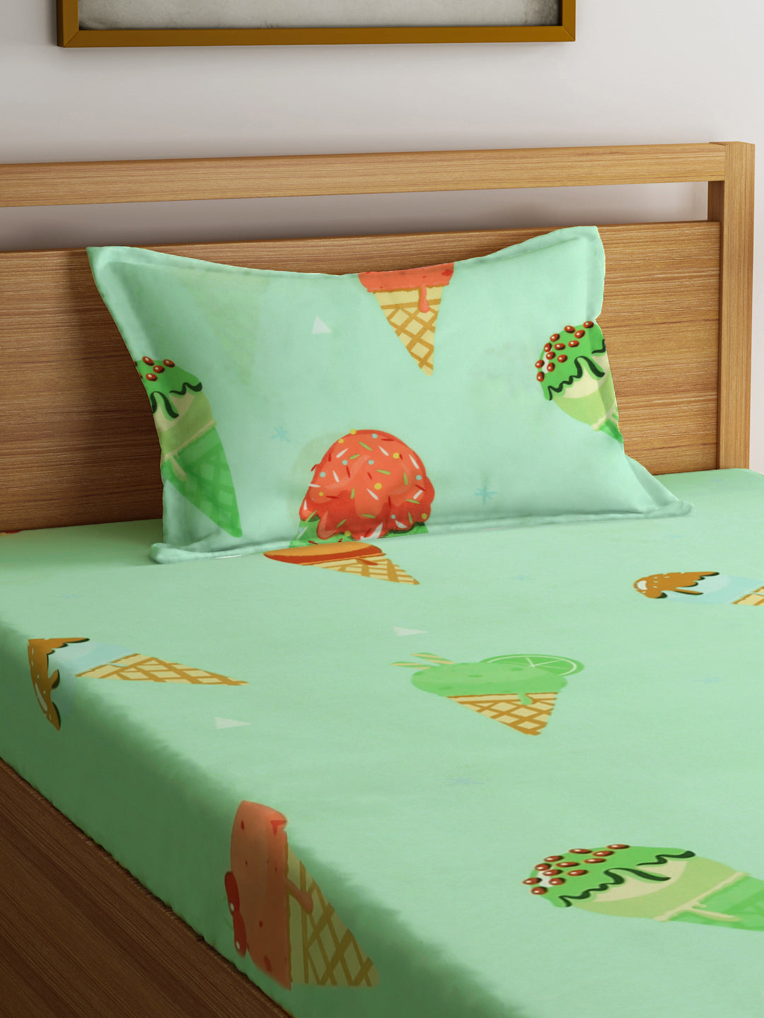 Klotthe Multicolor Cartoon Characters 300 TC Cotton Blend Single Bedsheet with Pillow Cover