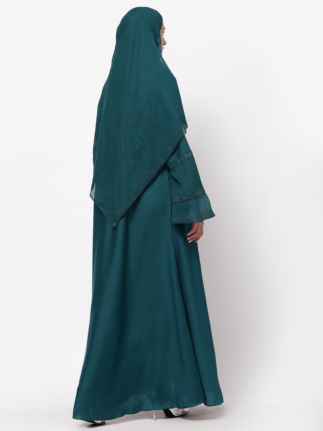Klotthe Women Turquise Embellished Burqa With Scarves