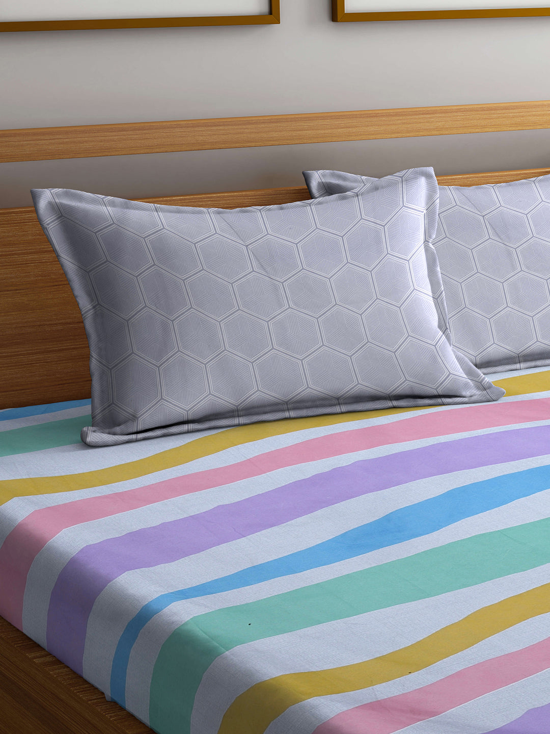 Klotthe Multicolor Striped 300 TC Cotton Blend Fitted Double Bedsheet with 2 Pillow Covers