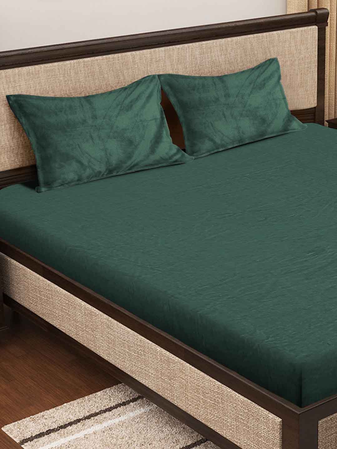 Klotthe Green Solid Woolen Double Bed Sheet with 2 Pillow Covers