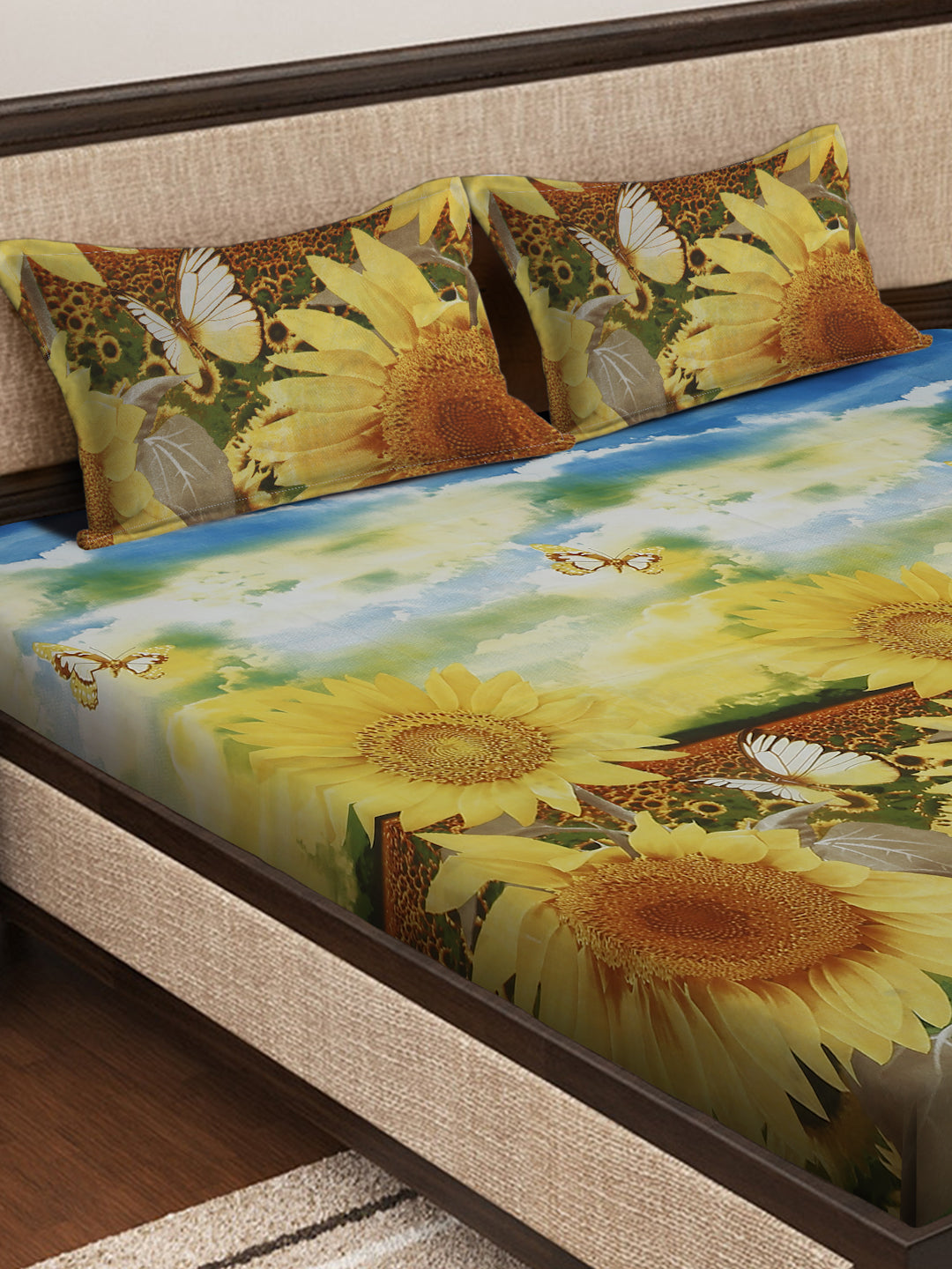 Klotthe Multicolor Floral 300 TC Cotton Blend King Size Double Bedsheet with 2 Pillow covers