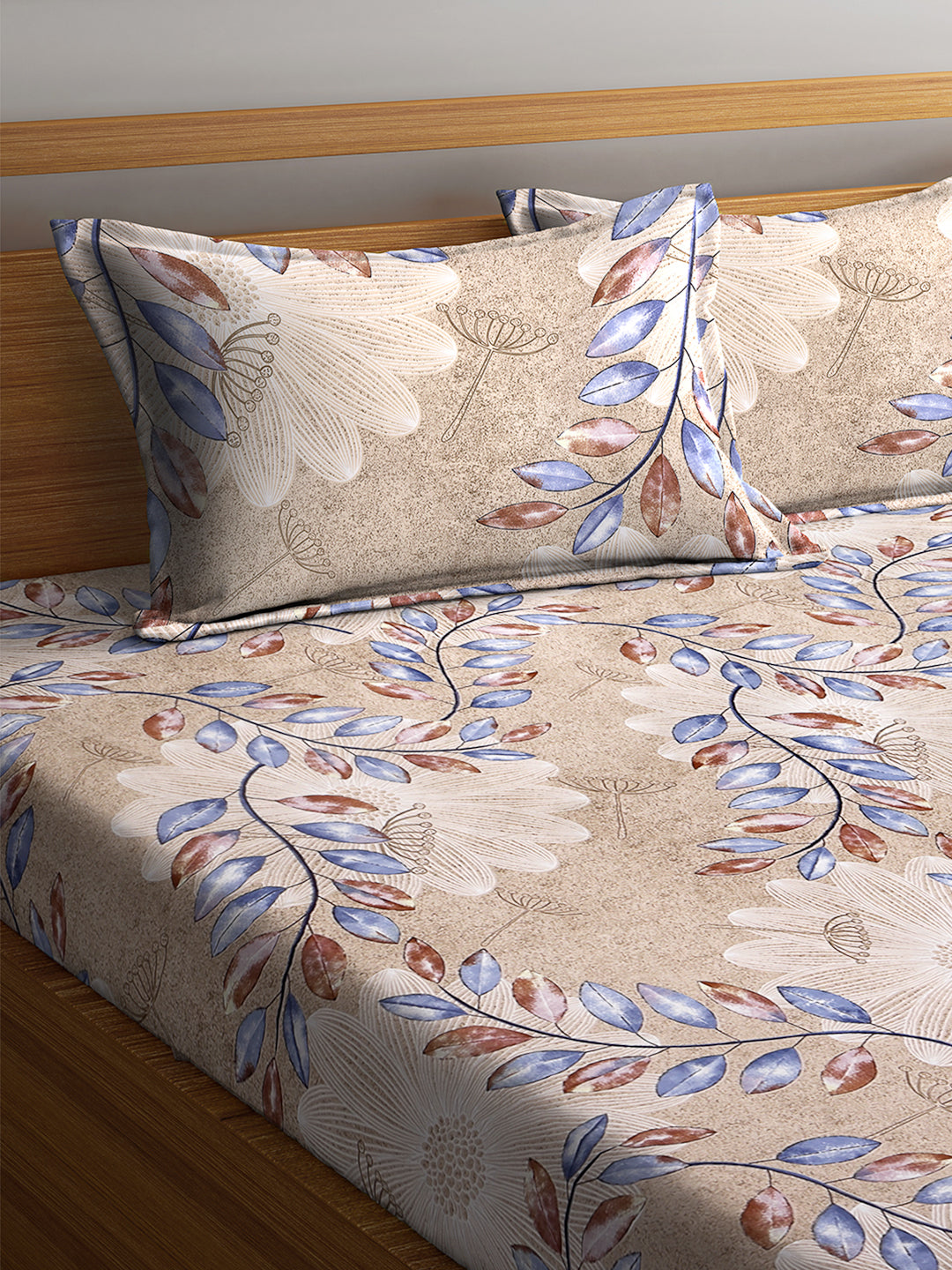 KLOTTHE Multicolor Floral 210 TC Cotton Super King Double XL Bedsheet with 2 Pillow Covers (274X274)