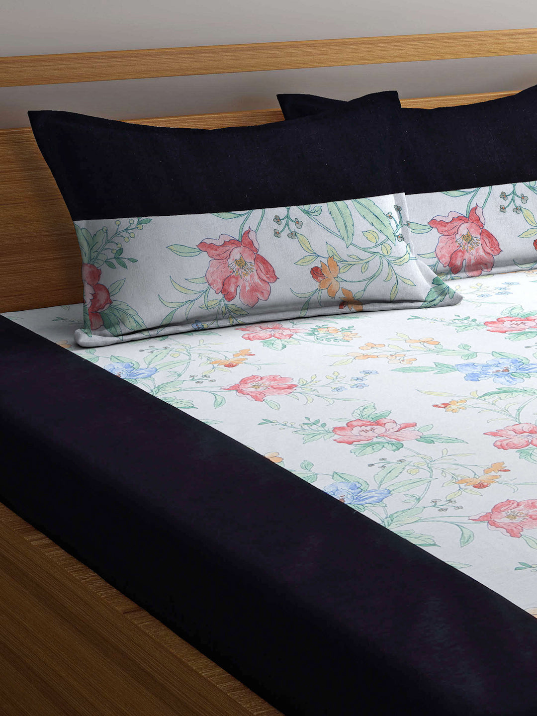 Klotthe Multi Floral Cotton Double Bed Sheet with 2 Pillow Covers