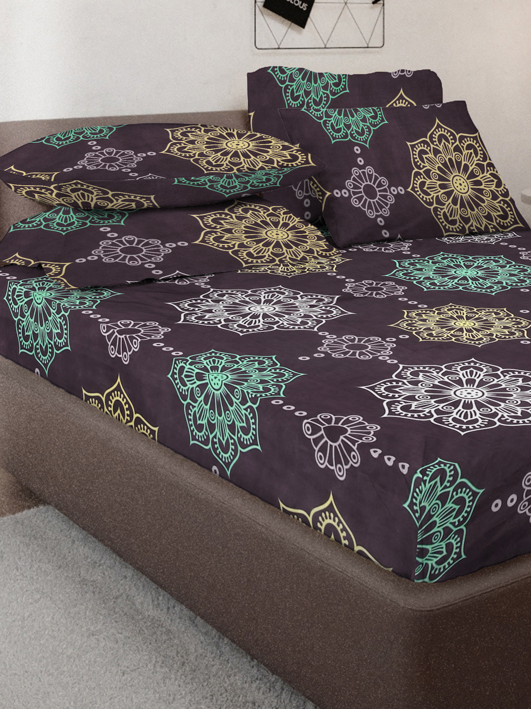Klotthe Multicolor Abstract 300 TC Cotton Blend Double Bedsheet with 4 Pillow Covers
