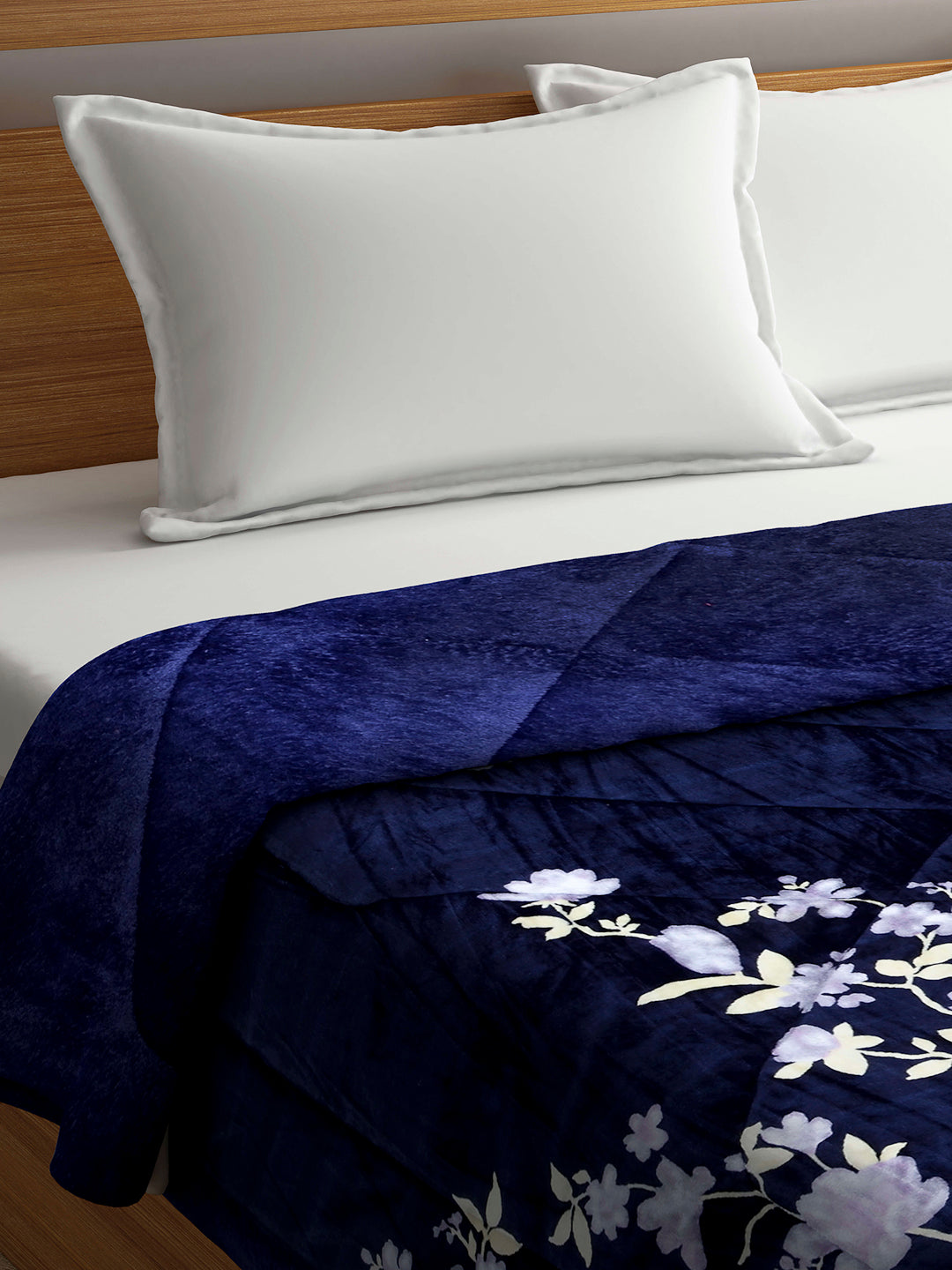 King Size Heavy Winter Woolen Quilts for Double Bed by KLOTTHE® (800 G