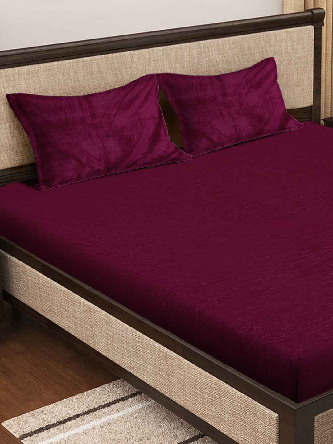 Klotthe Maroon Solid Woolen Double Bed Sheet with 2 Pillow Covers
