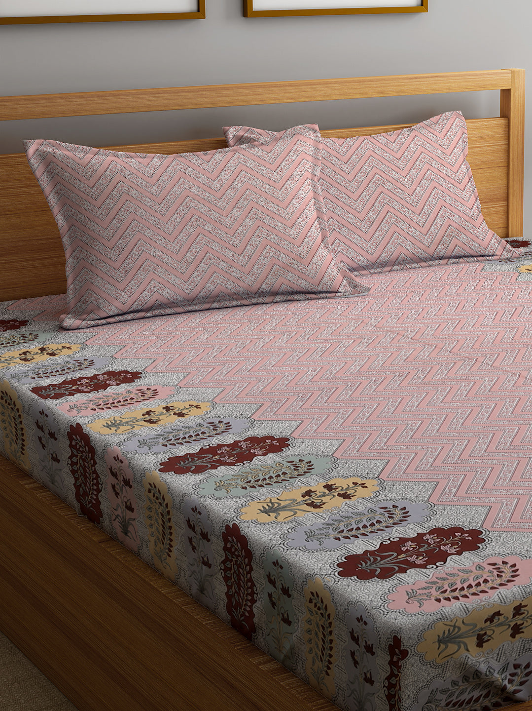 Klotthe Peach Cotton 300 TC King Bedsheet with 2 Pillow Covers