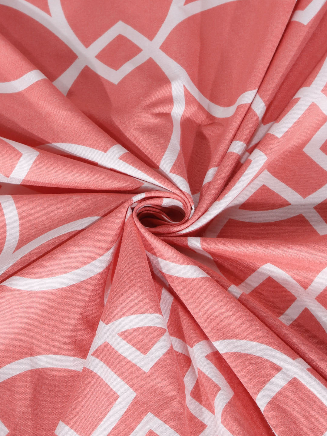 Klotthe Multi Geometric 300 TC Cotton Blend Double Bedsheet with 2 Pillow Covers