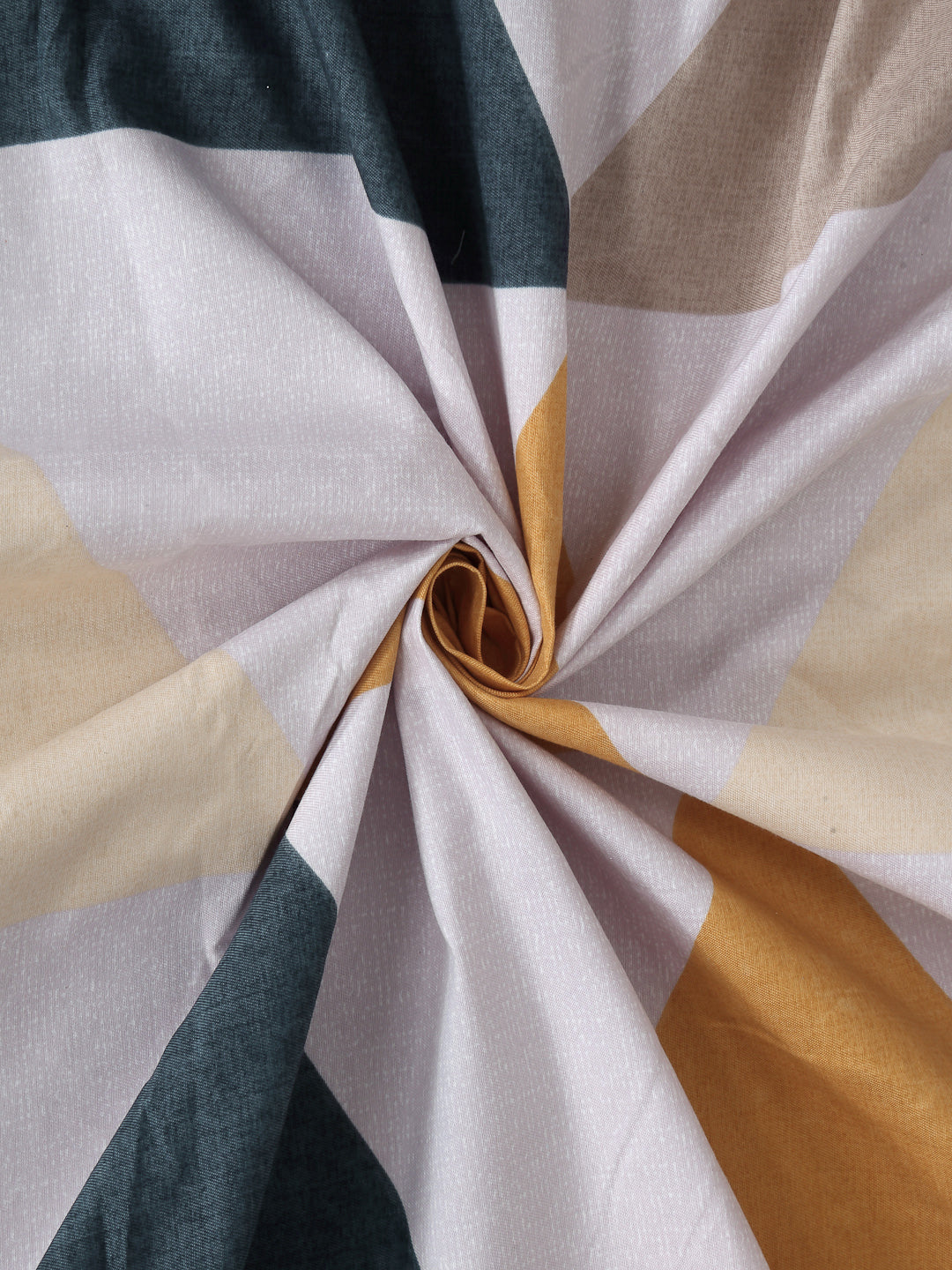 Klotthe Multi Geometric 300 TC Cotton Blend Super King Double Bedsheet with 2 Pillow covers (270X270 cm)